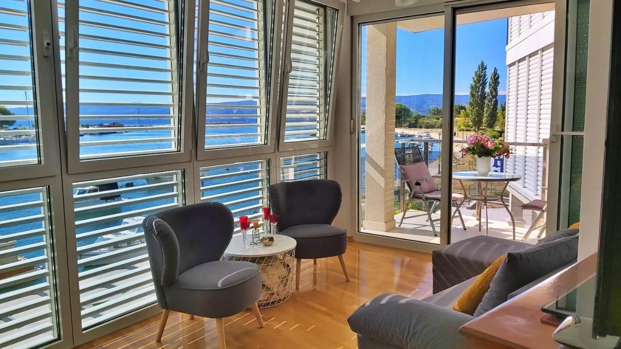 Apartment Lora Omiš Exterior foto