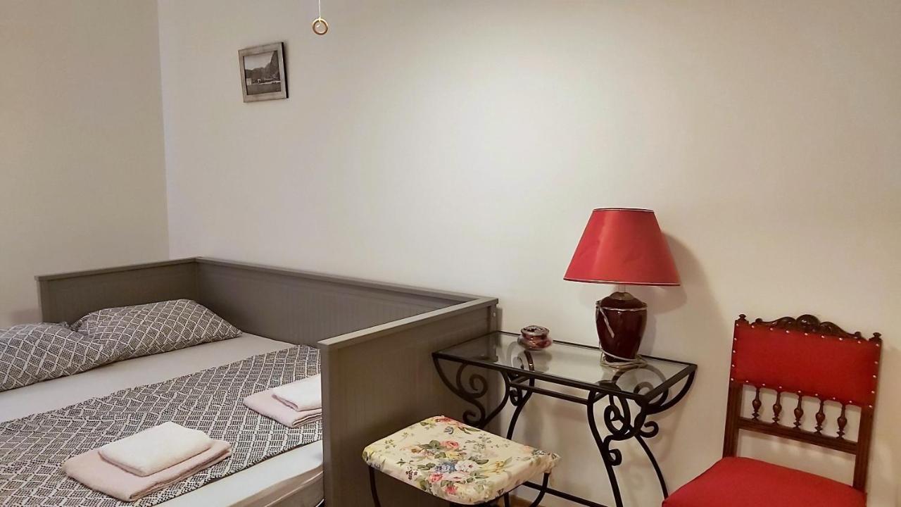 Apartment Lora Omiš Exterior foto