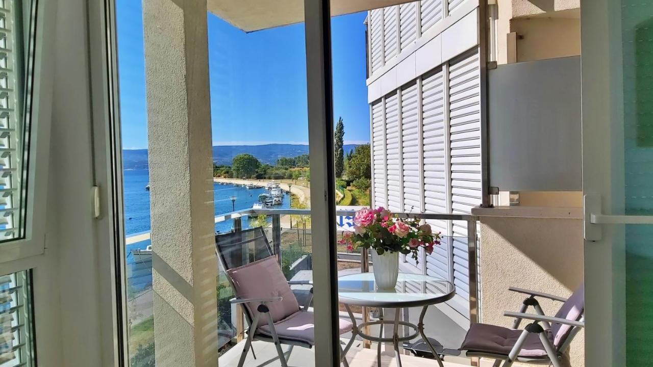Apartment Lora Omiš Exterior foto