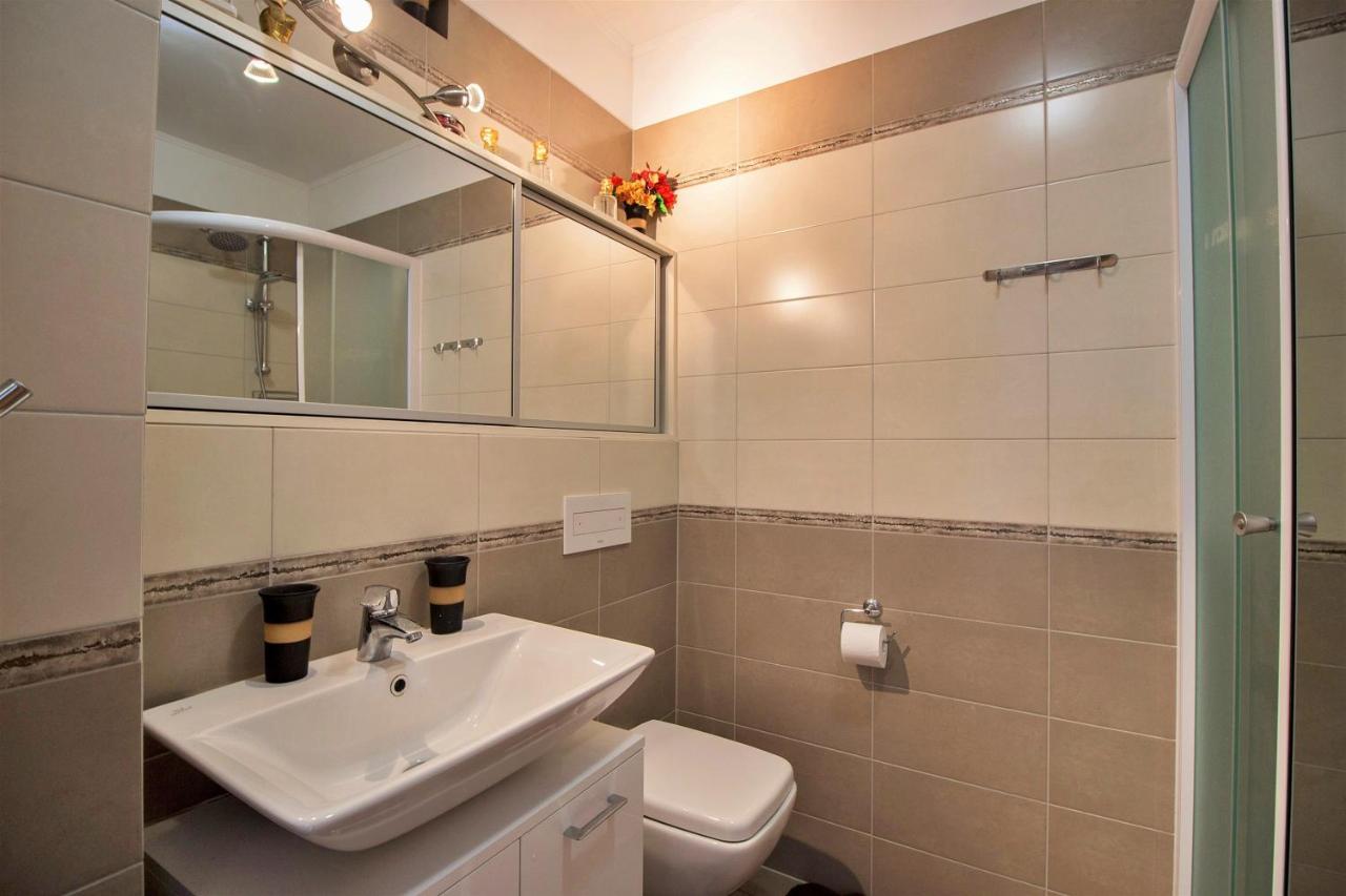 Apartment Lora Omiš Exterior foto