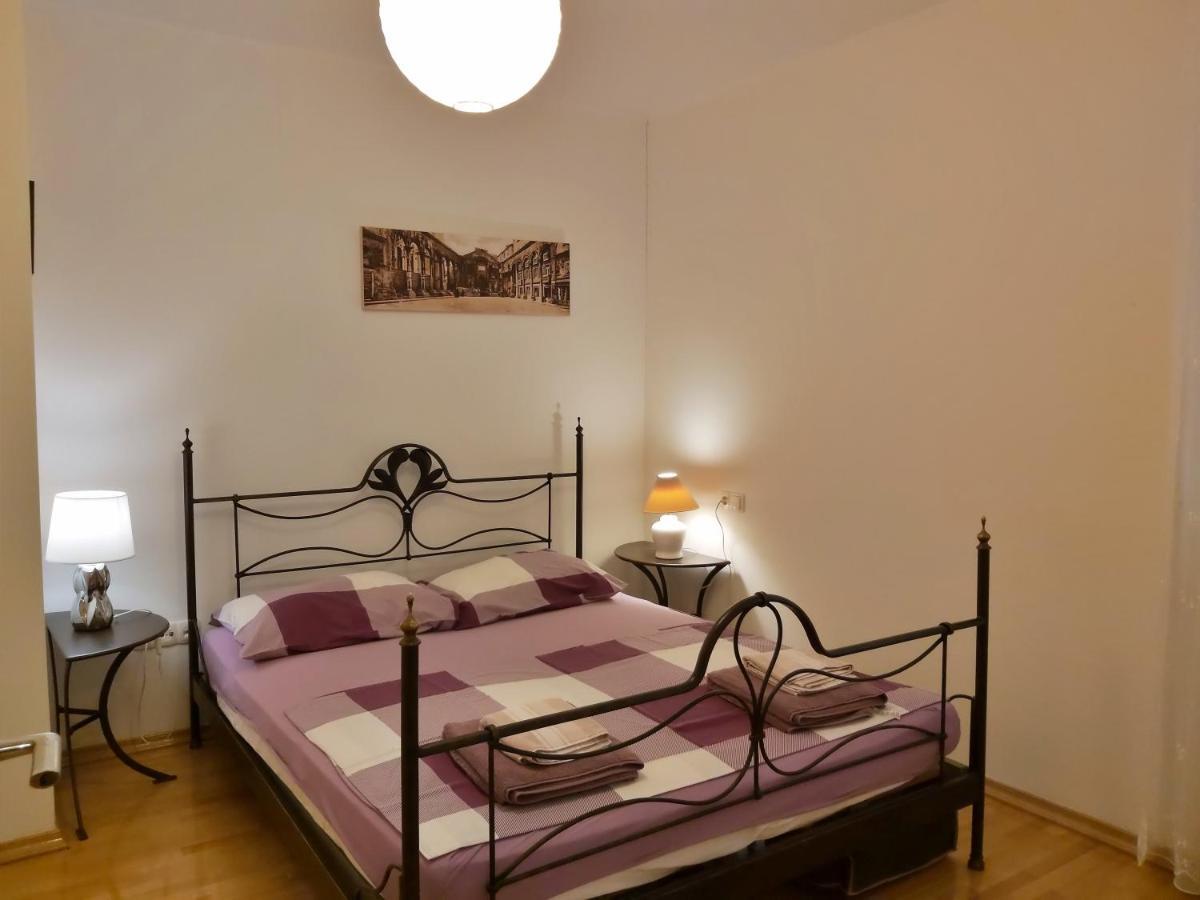 Apartment Lora Omiš Exterior foto